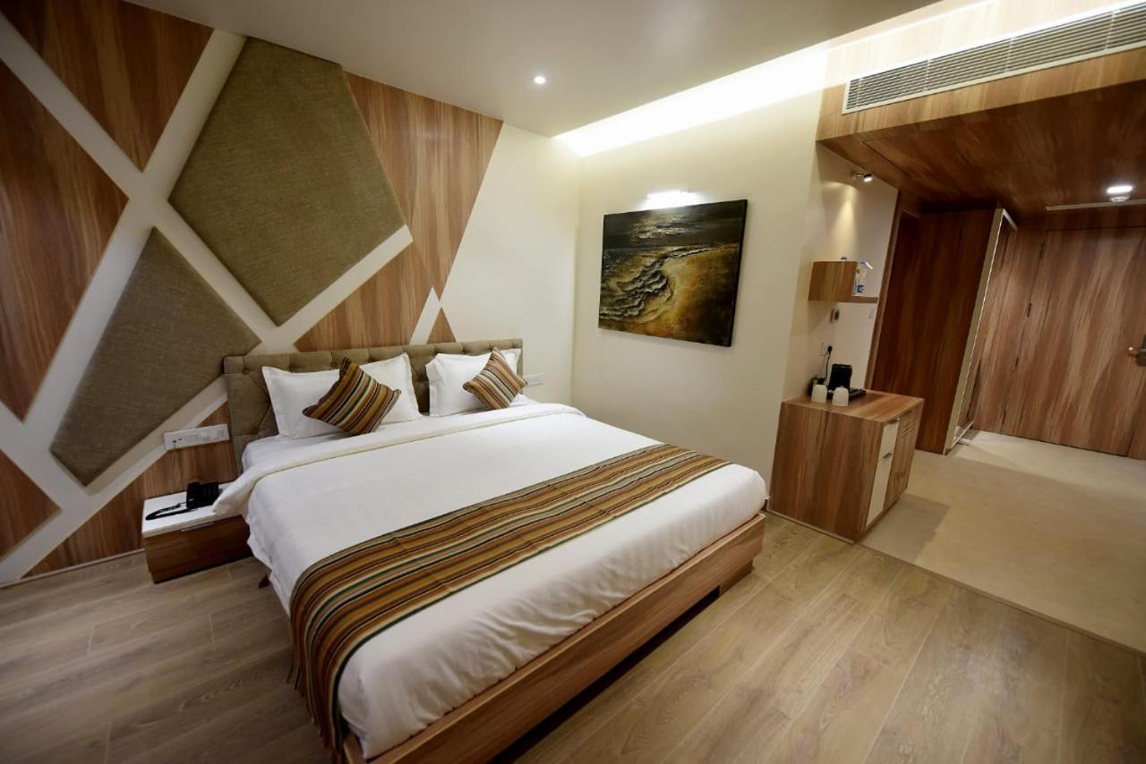 Hotel Jw Cruise Adžmér Exteriér fotografie